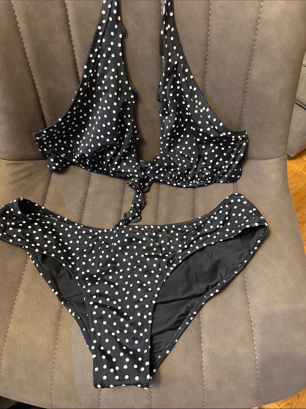 Victoria’s Secret swimming suit size M